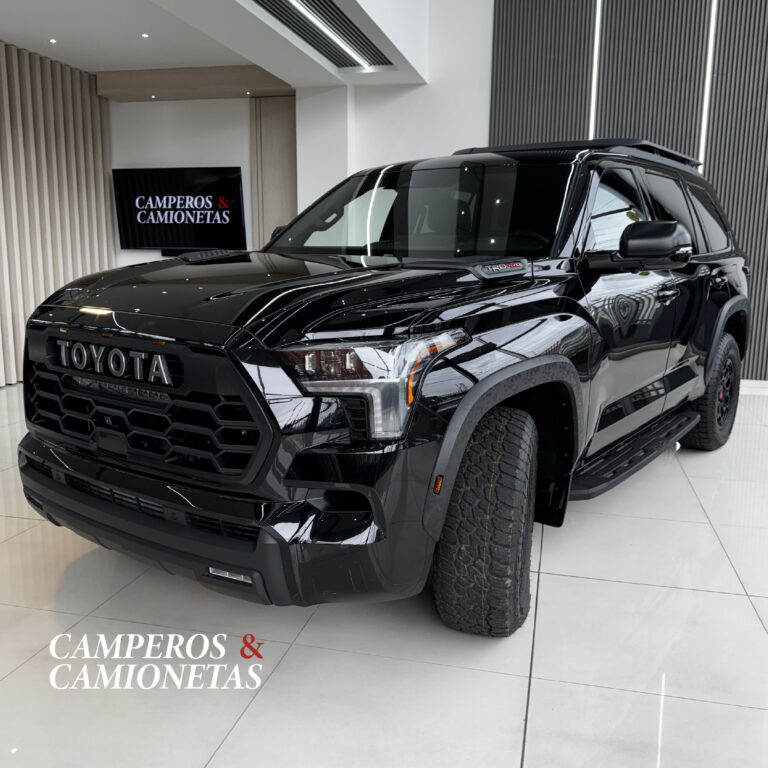 1 TRD pro negra 2026