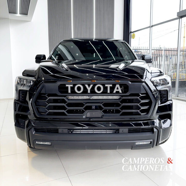 2 TRD pro negra 2026