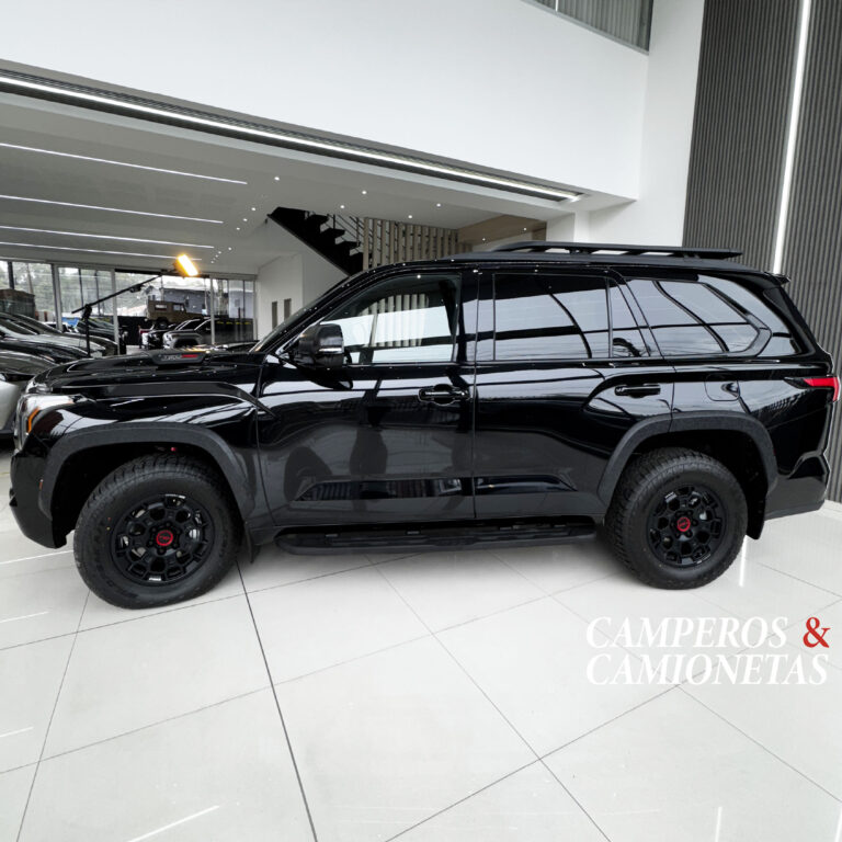 3 TRD pro negra 2026